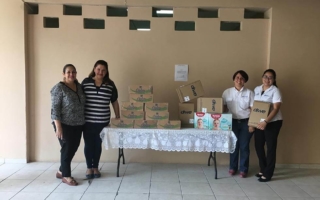 Las donaciones al Hospital San Felipe fueron estregadas por colegas de Gestión de Calidad